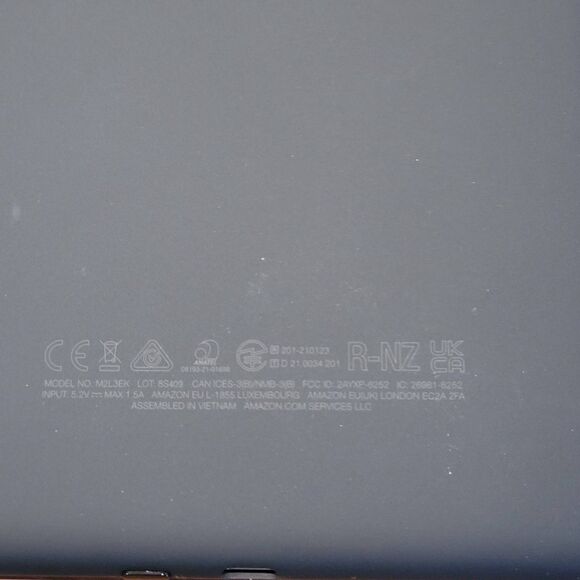 Amazon Kindle Paperwhite E Reader~11th Generation (16GB) - Picture 4 of 4